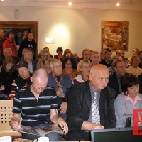 Hold Rožmberkům